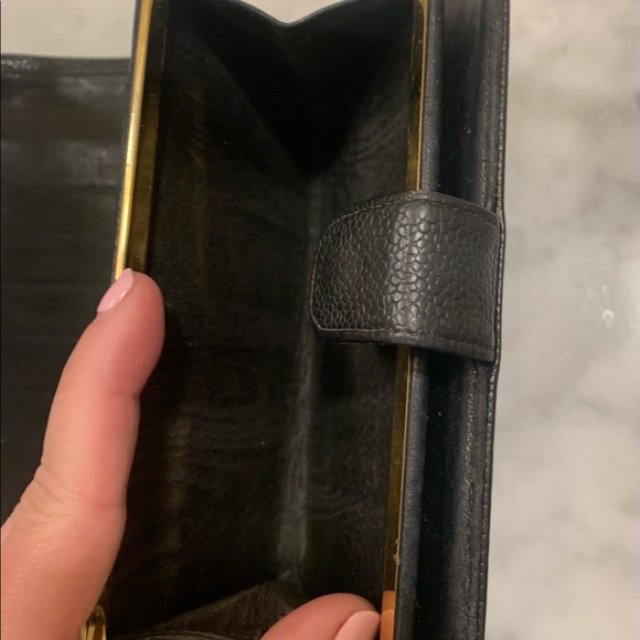 Chanel Authentic Vintage Ecarlate Wallet in black. - Picture 4 of 13